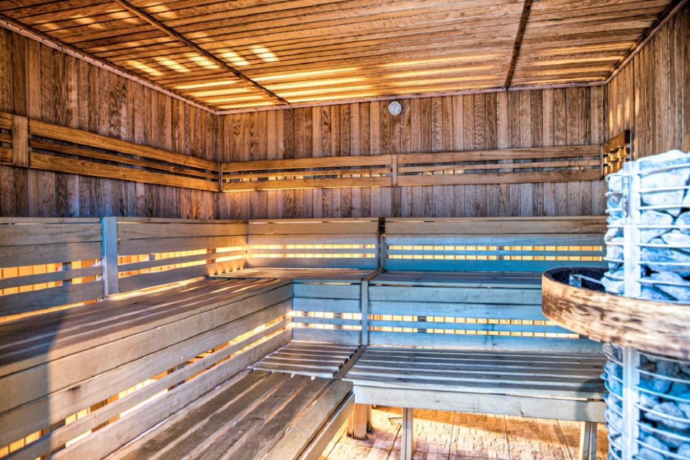 Albert Residence Aparthotel Grand Chalet With Free Spa Access To Alpin Resort Poiana Braşov Exterior foto